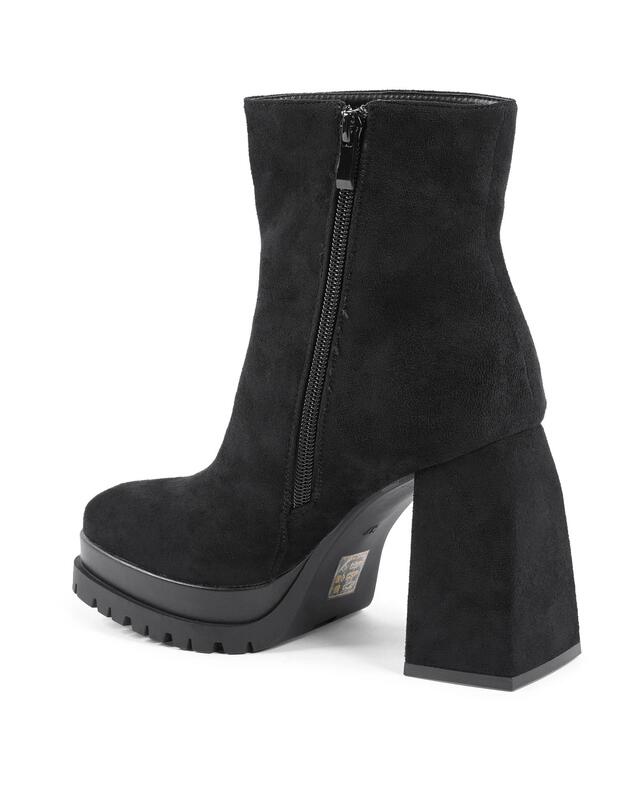 Ankle Boot with 10 cm Heel - 39 EU