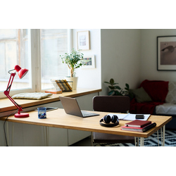 Top 5 Must-Have Office Furniture for Remote Workers image